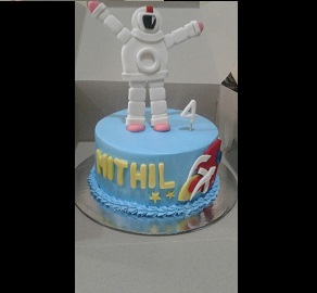 Astronaut cake